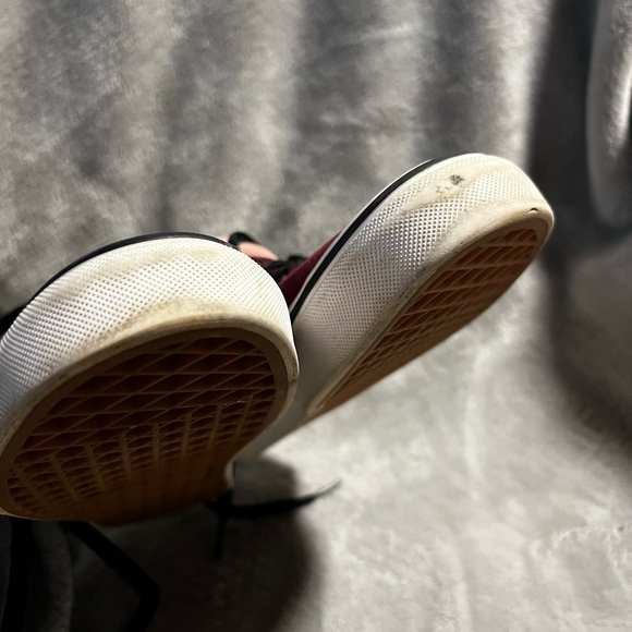 Women’s Size 8 Shoes- Converse and Vans - Picture 3 of 11